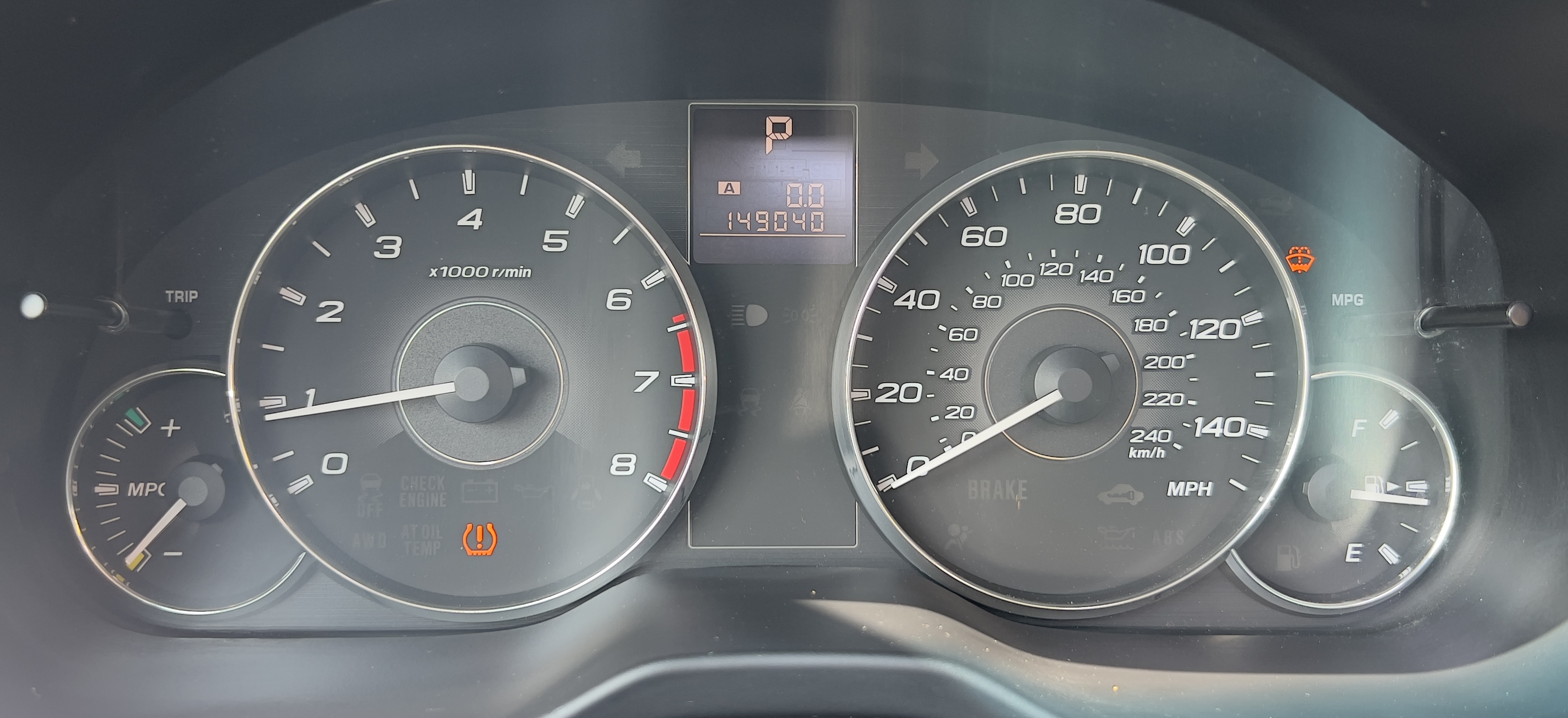Used 2011 Subaru Legacy 2.5i Premium AWD/4WD image 2