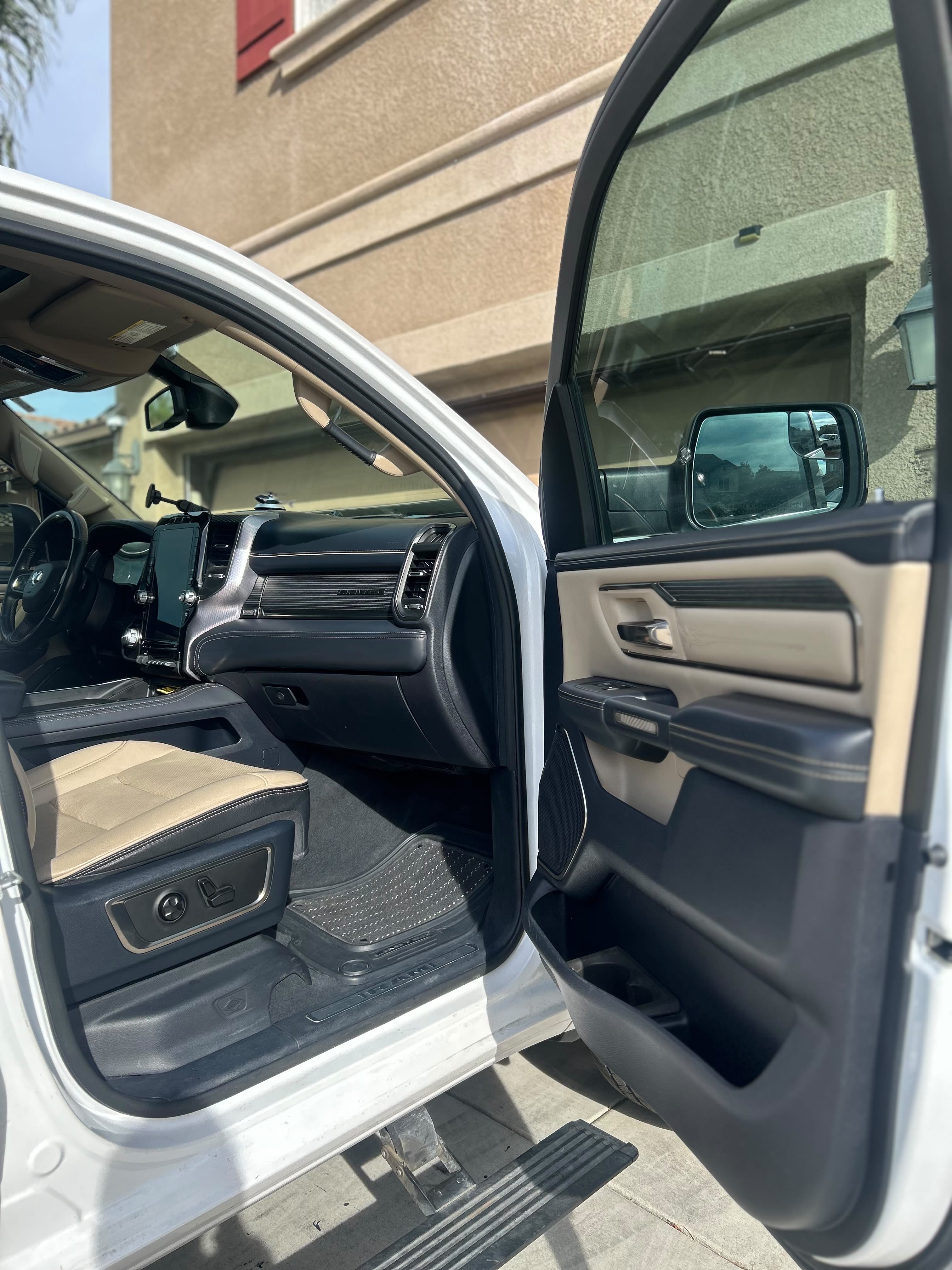 Used 2020 RAM 1500 Limited AWD/4WD image 19