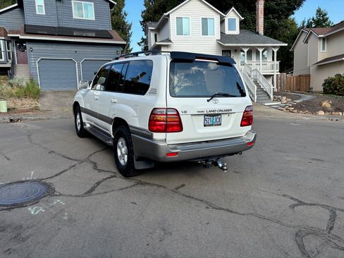 Used 2000 Toyota Land Cruiser image 16