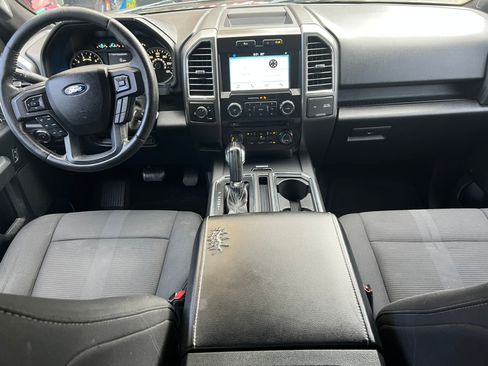 Used 2016 Ford F150 XLT w/ Equipment Group 302A Luxury image 15