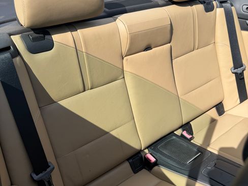 Used 2011 BMW M3 Convertible image 16