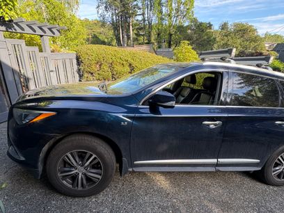 Used 2017 INFINITI QX60 AWD w/ Premium Plus Package