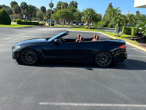 Used 2022 BMW M4 xDrive Competition w/ Executive Package image 4