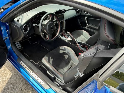 Used 2013 Subaru BRZ Limited RWD image 9