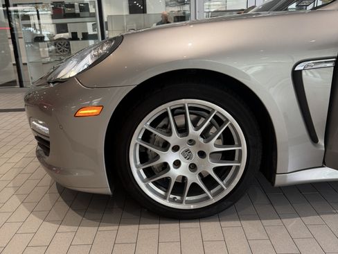 Used 2010 Porsche Panamera 4S AWD/4WD image 27