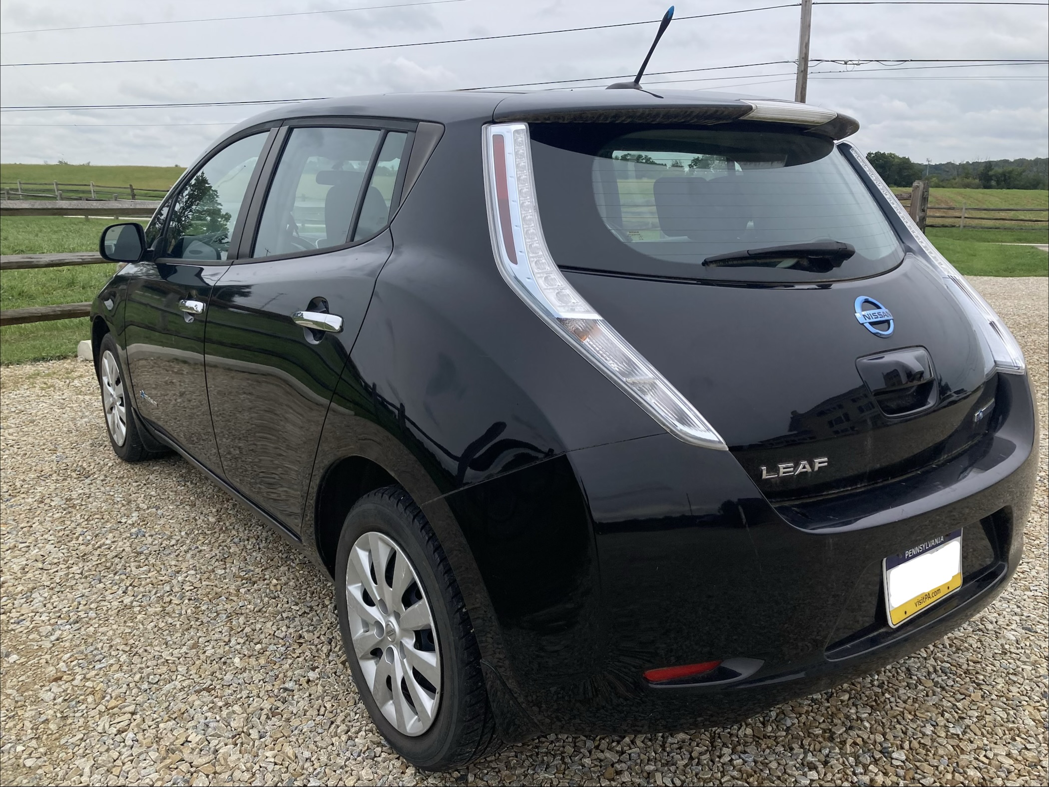 Used 2014 Nissan Leaf S w/ Charge Package FWD image 6