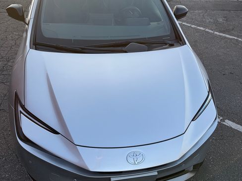 Used 2023 Toyota Prius XLE image 12