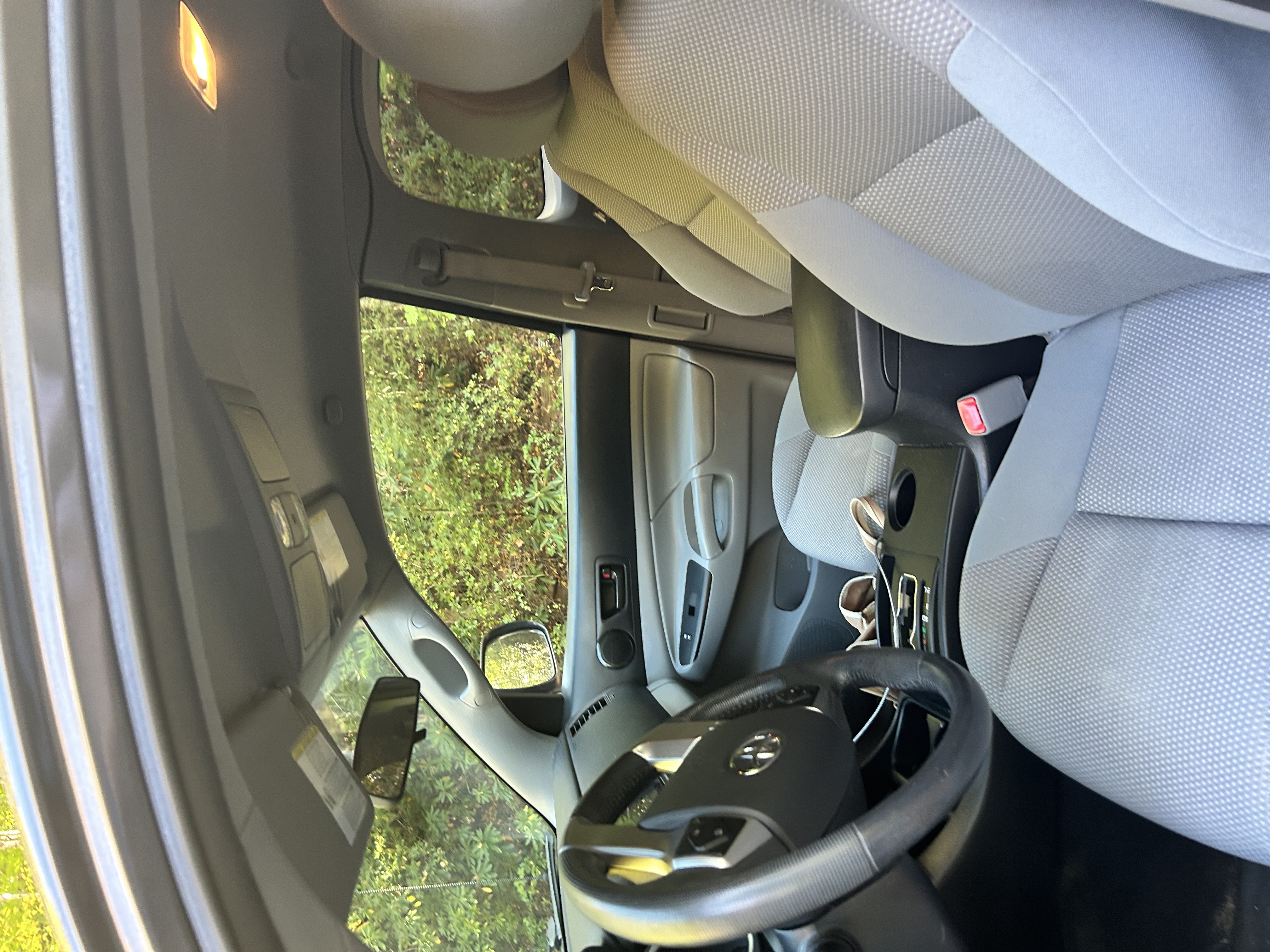 Used 2015 Toyota Tacoma 4x4 Access Cab V6 w/ Convenience Package image 11