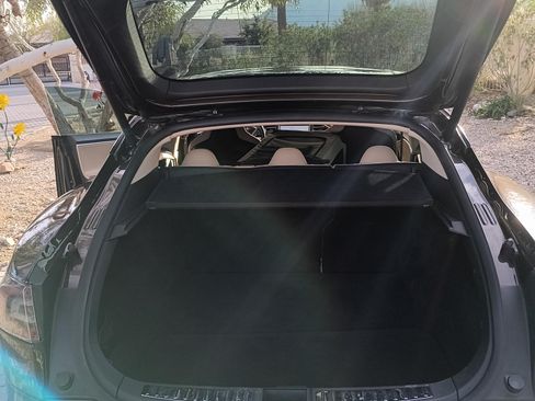 Used 2013 Tesla Model S image 11