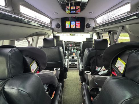 Used 2016 GMC Savana 2500 Extended image 8