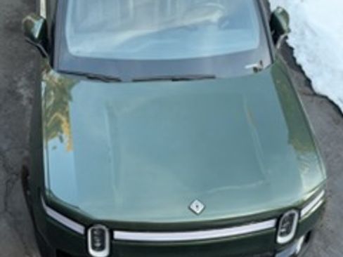 Used 2023 Rivian R1S Adventure image 13