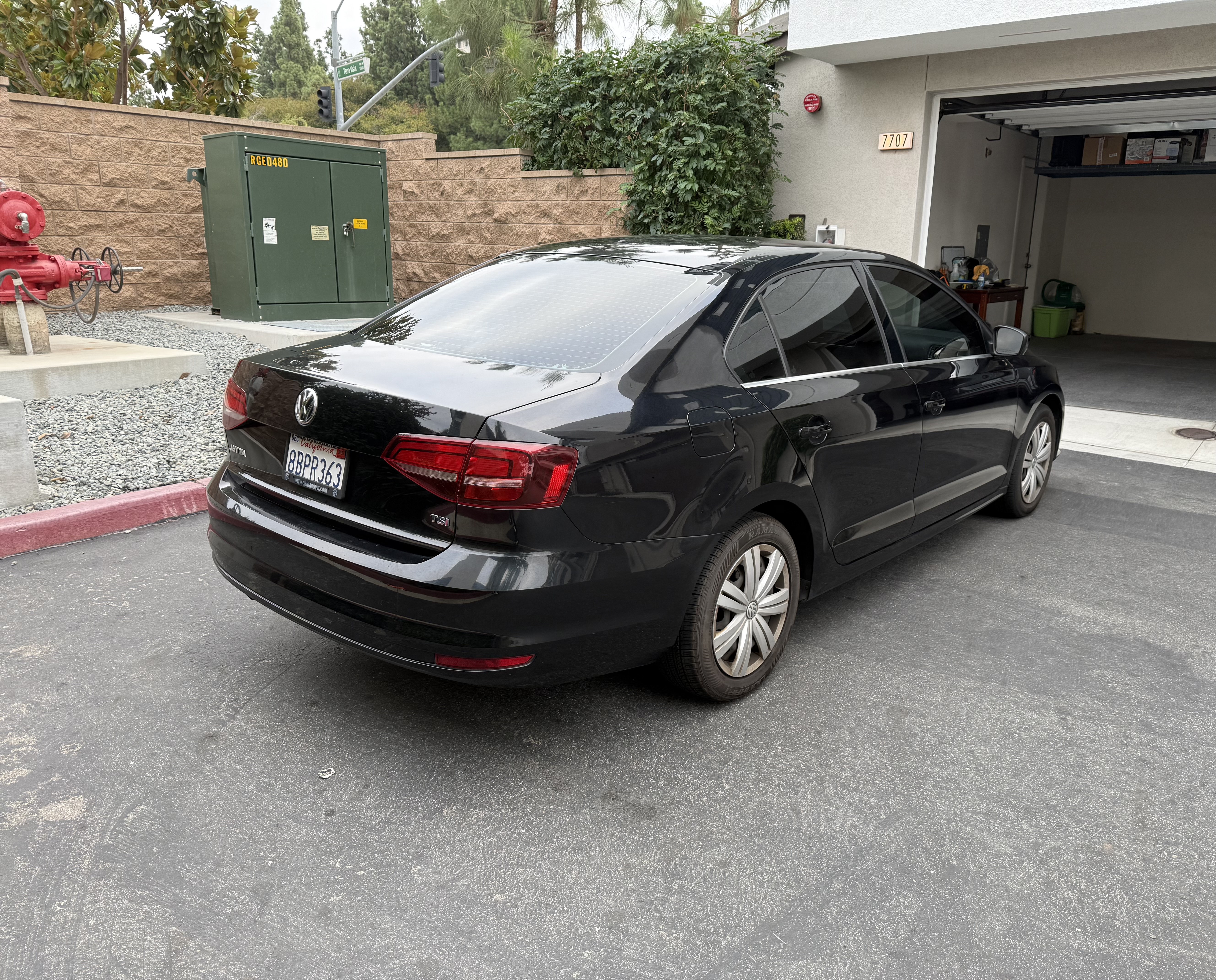 Used 2017 Volkswagen Jetta S FWD image 5