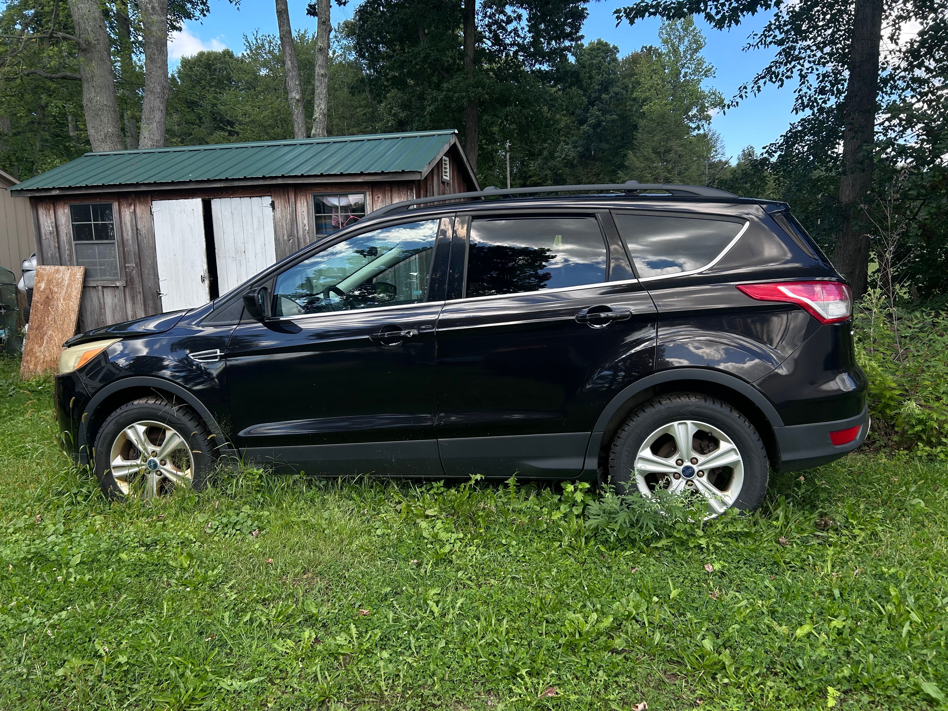 Used 2013 Ford Escape SE FWD image 2