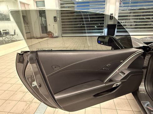 Used 2016 Chevrolet Corvette Z06 w/ 2LZ Preferred Equipment Group image 26