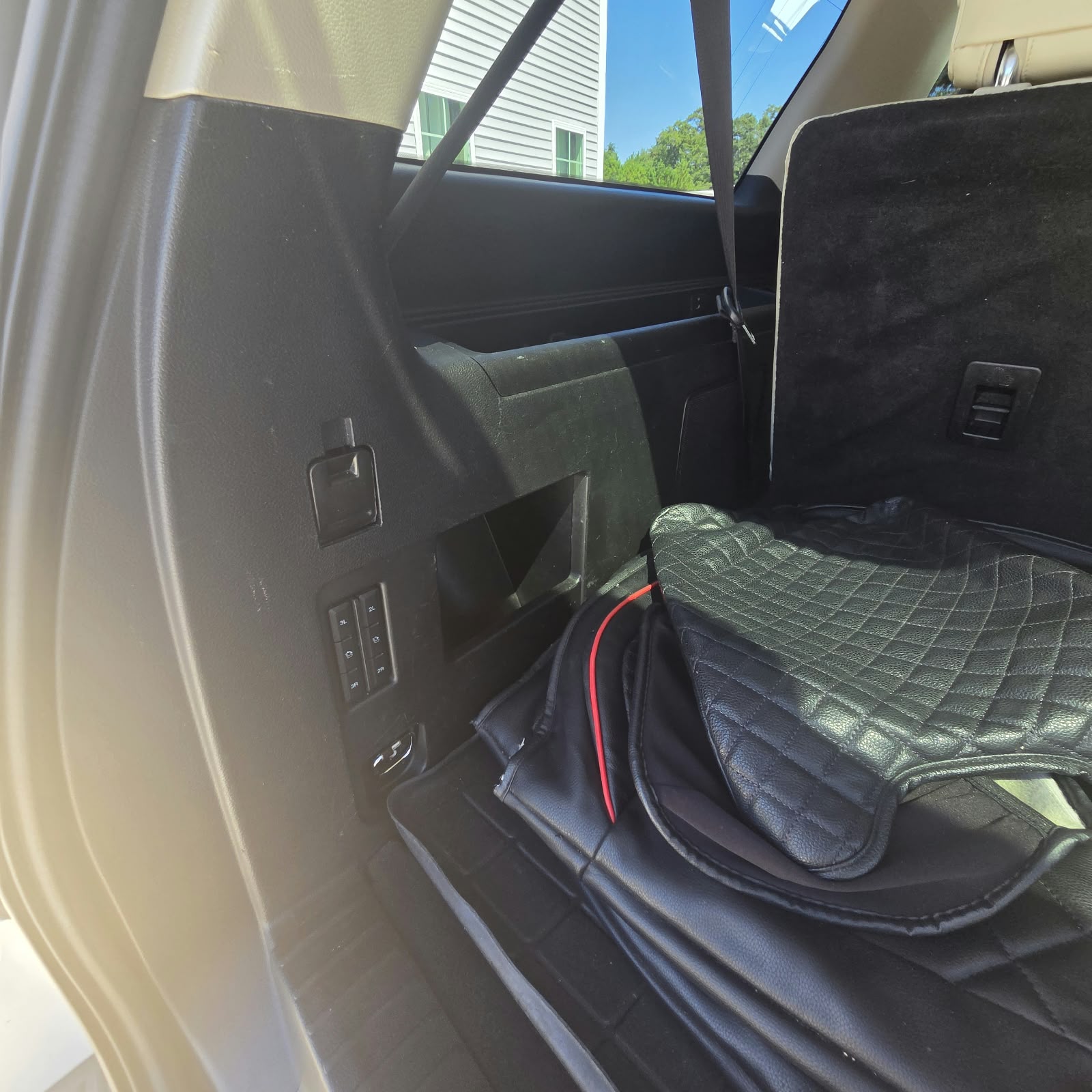 Used 2019 Ford Expedition Max Platinum AWD/4WD image 14