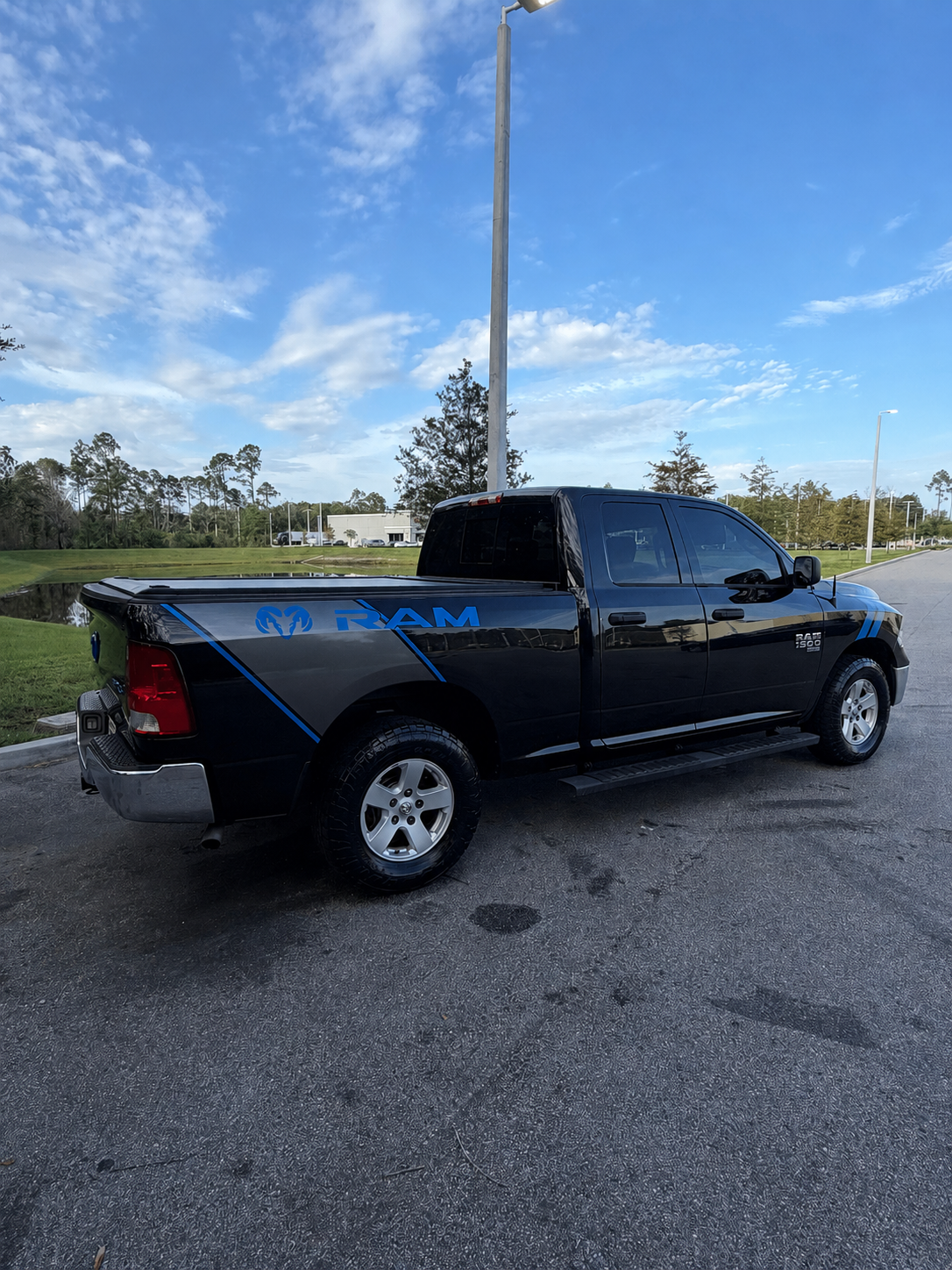 Used 2019 RAM 1500 ST w/ SXT Plus Group AWD/4WD image 6