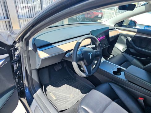 Used 2023 Tesla Model 3 Standard Range image 19