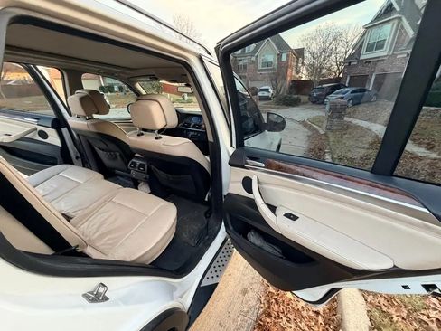 Used 2011 BMW X5 xDrive35d image 15