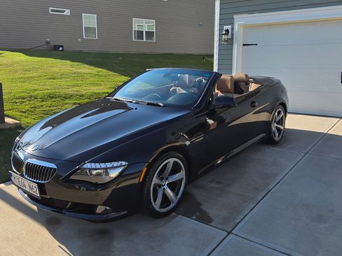 Used 2010 BMW 650i Convertible RWD image 12