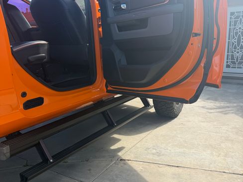 Used 2016 RAM 2500 SLT w/ Luxury Group image 11