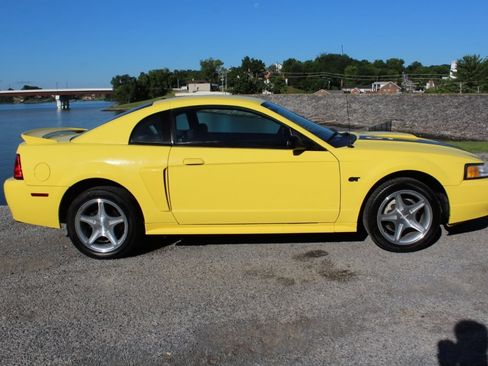 Used 2000 Ford Mustang GT image 8