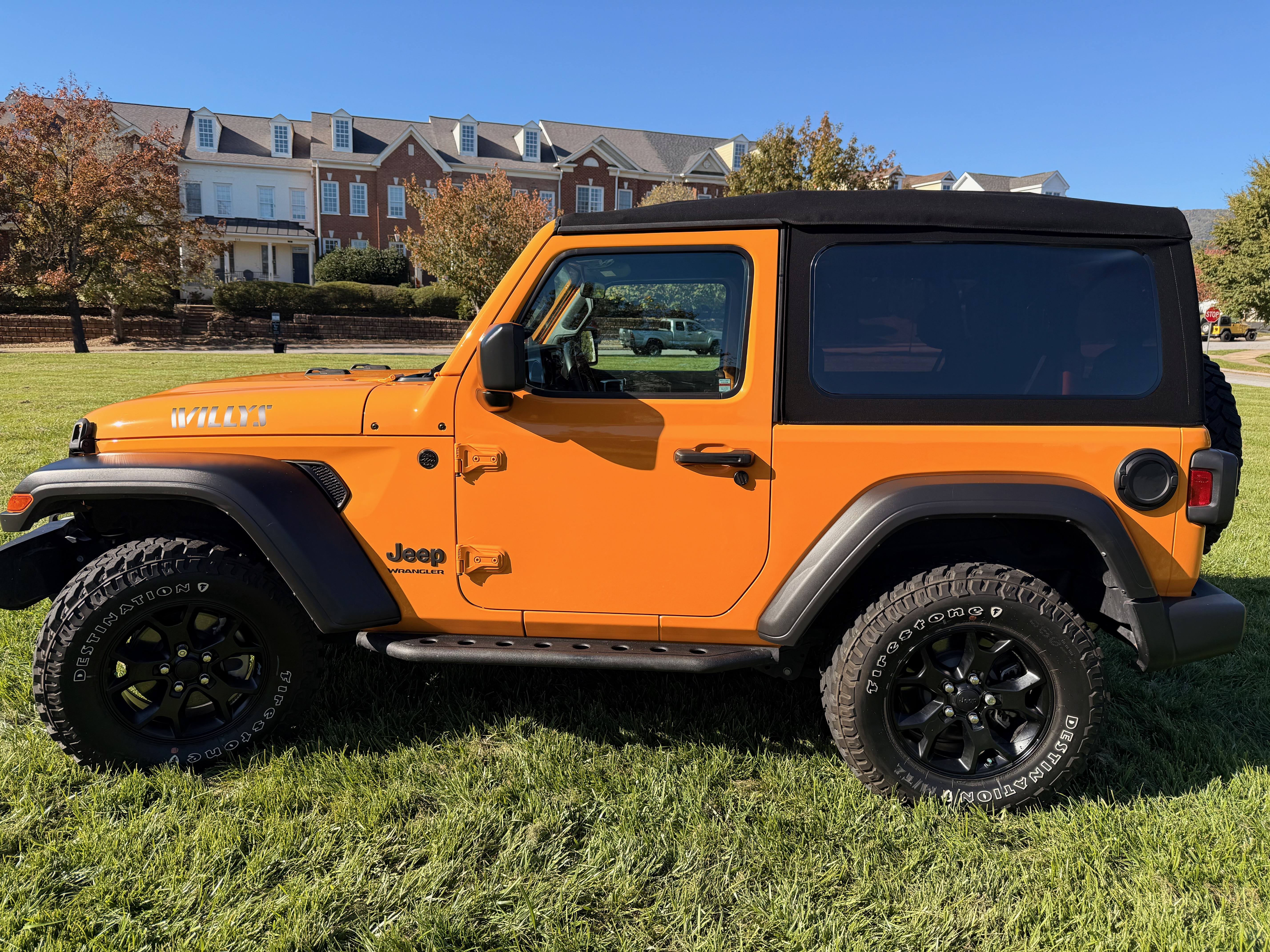 Used 2021 Jeep Wrangler Sport AWD/4WD image 11