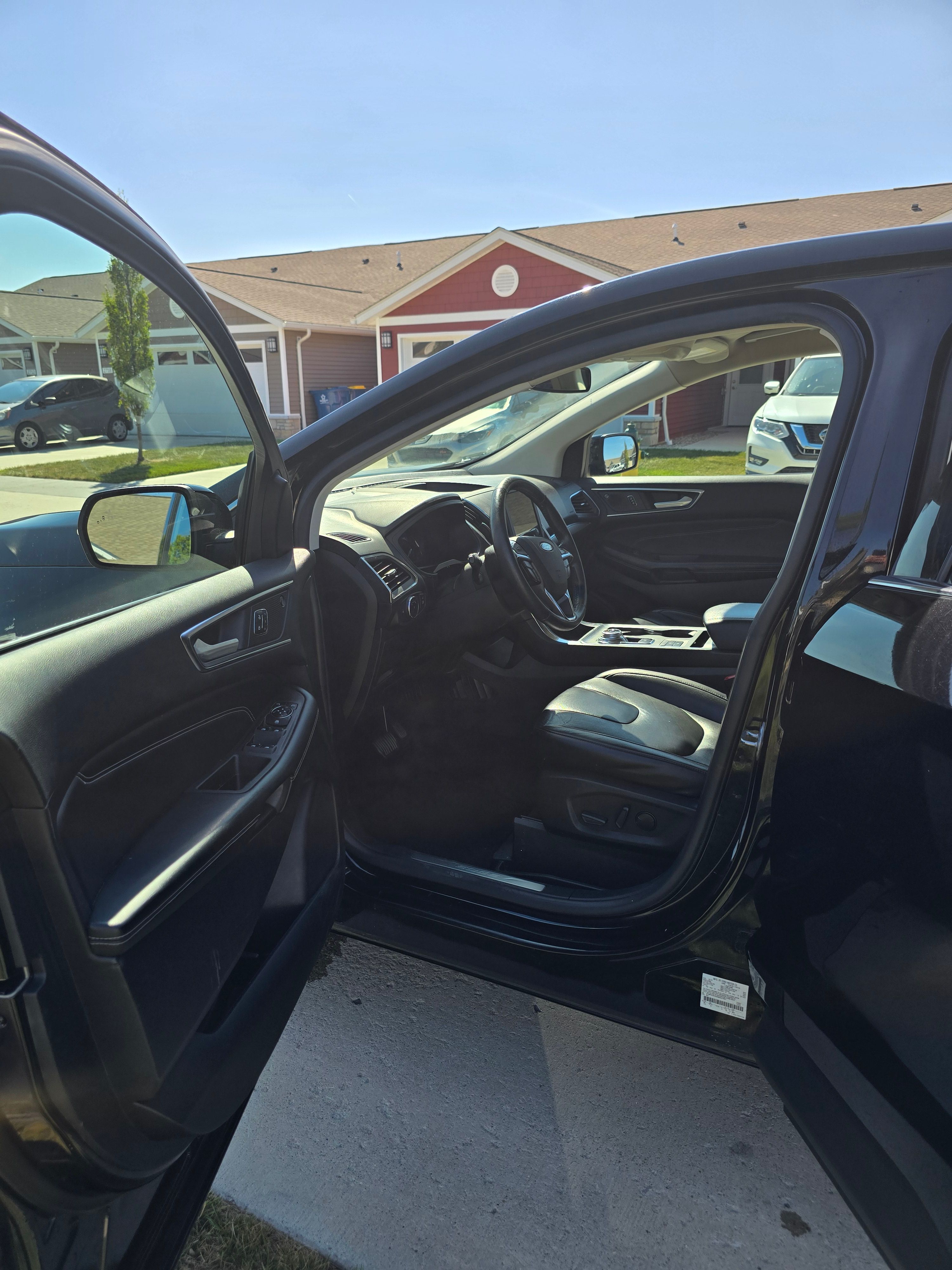 Used 2022 Ford Edge Titanium AWD/4WD image 10