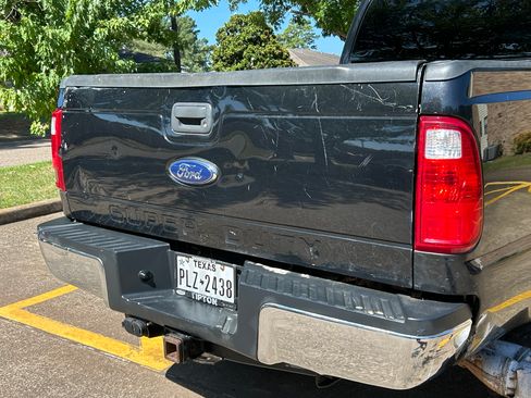 Used 2015 Ford F250 XL w/ Power Equipment Group AWD/4WD image 8