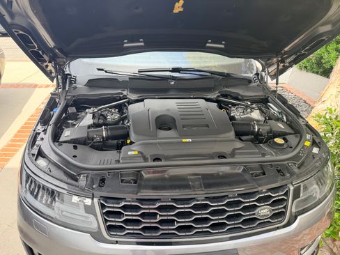 Used 2021 Land Rover Range Rover Sport HSE Silver Edition image 12