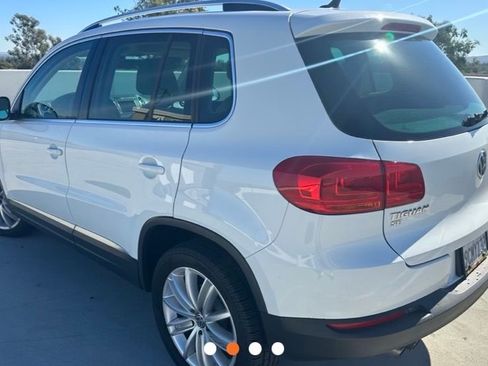 Used 2016 Volkswagen Tiguan SE image 2