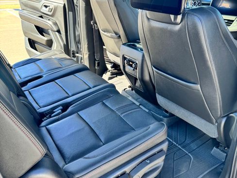 Used 2021 Chevrolet Suburban RST w/ Rear Media and Nav Package image 10