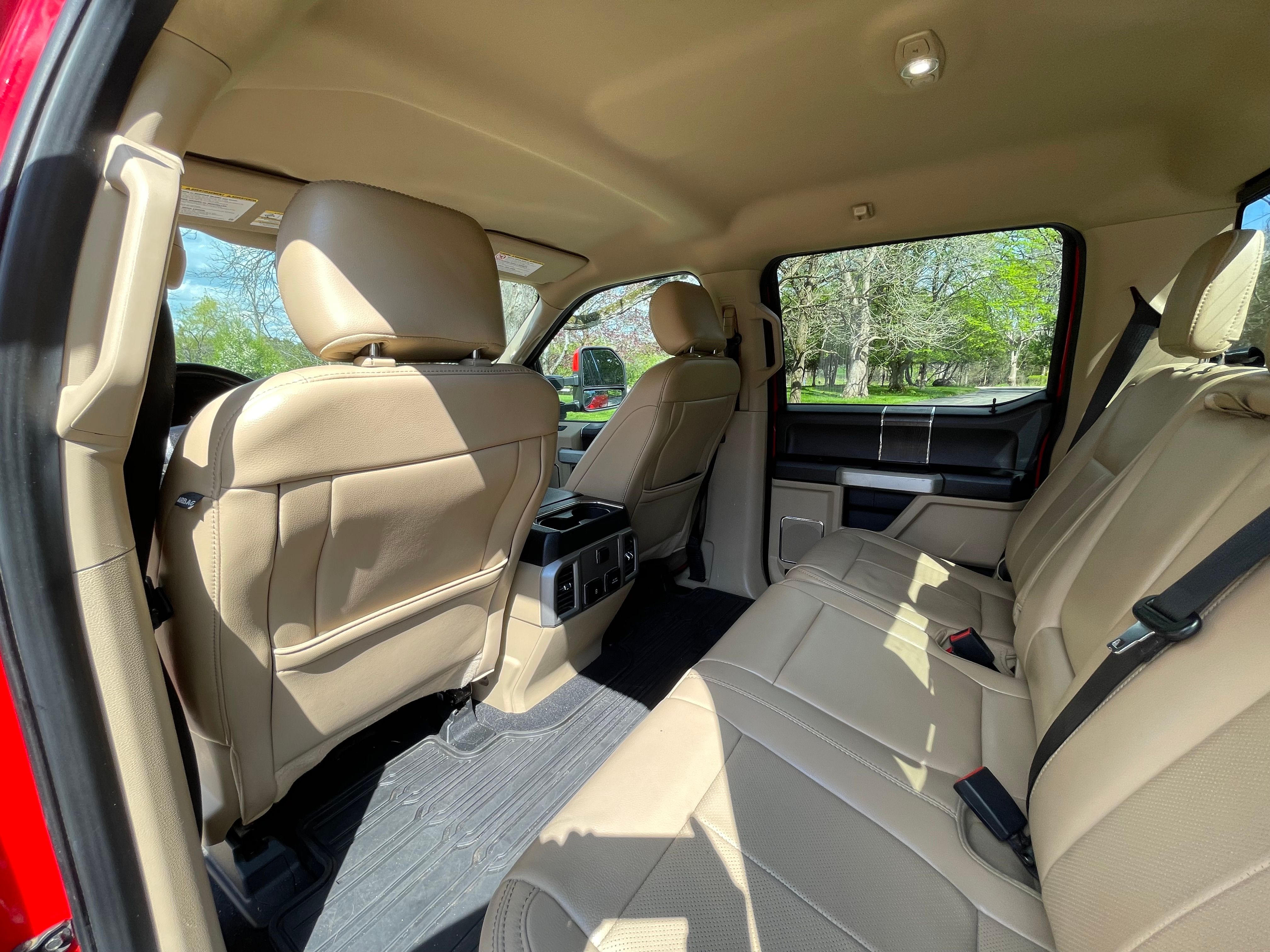 Used 2020 Ford F350 Lariat w/ Lariat Value Package AWD/4WD image 16