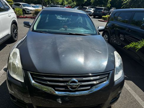 Used 2011 Nissan Altima 2.5 S w/ Convenience Pkg image 1