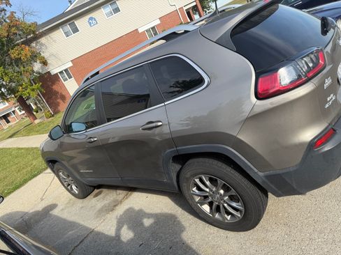 Used 2020 Jeep Cherokee Latitude Plus w/ Cold Weather Group image 4