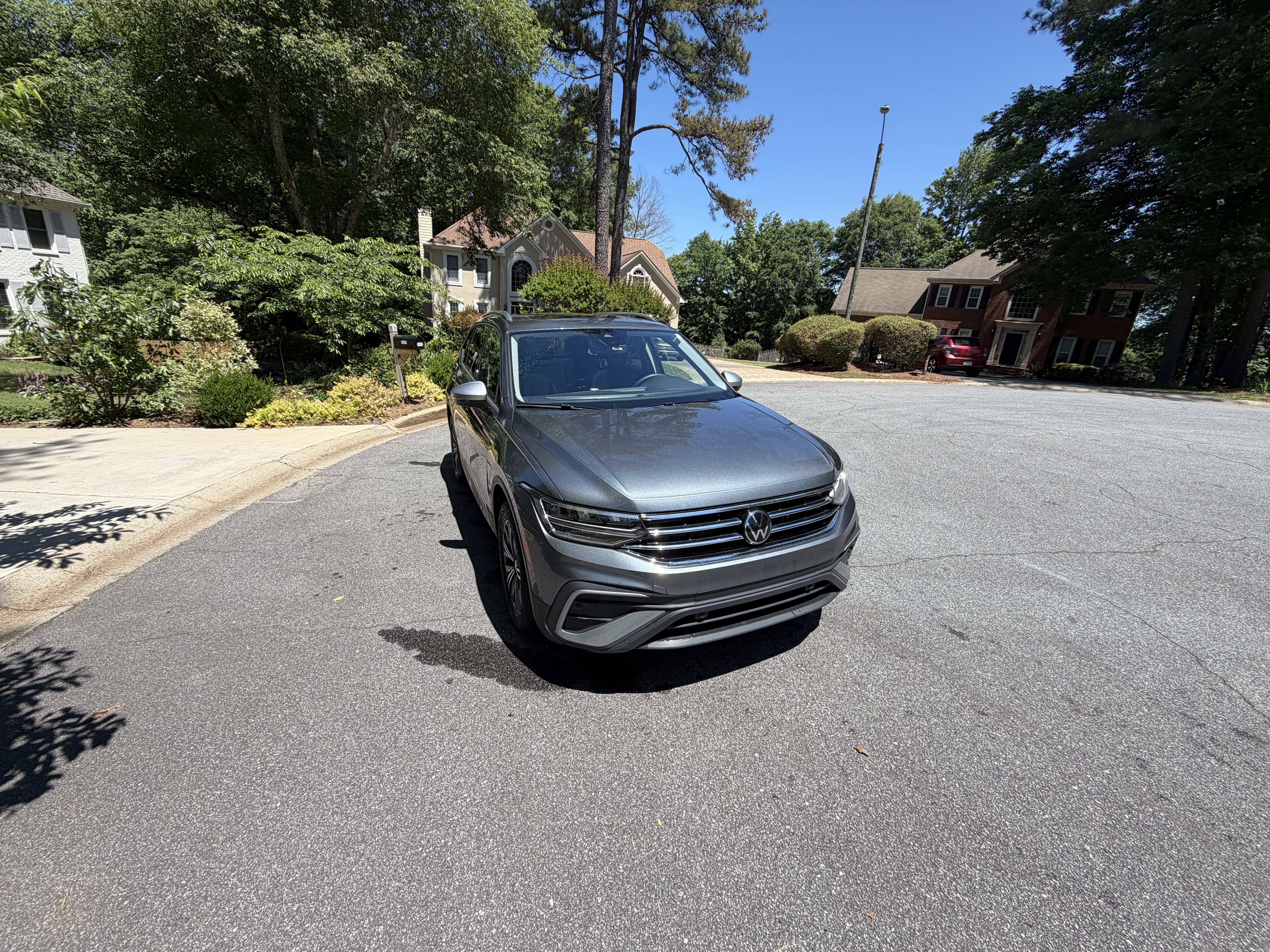 Used 2024 Volkswagen Tiguan Wolfsburg Edition w/ Panoramic Sunroof Package AWD/4WD image 11