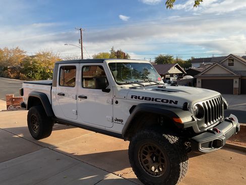 Used 2021 Jeep Gladiator Rubicon image 16