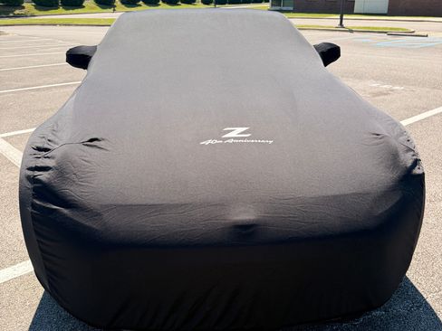 Used 2010 Nissan 370Z Touring w/ Sport Pkg RWD image 17