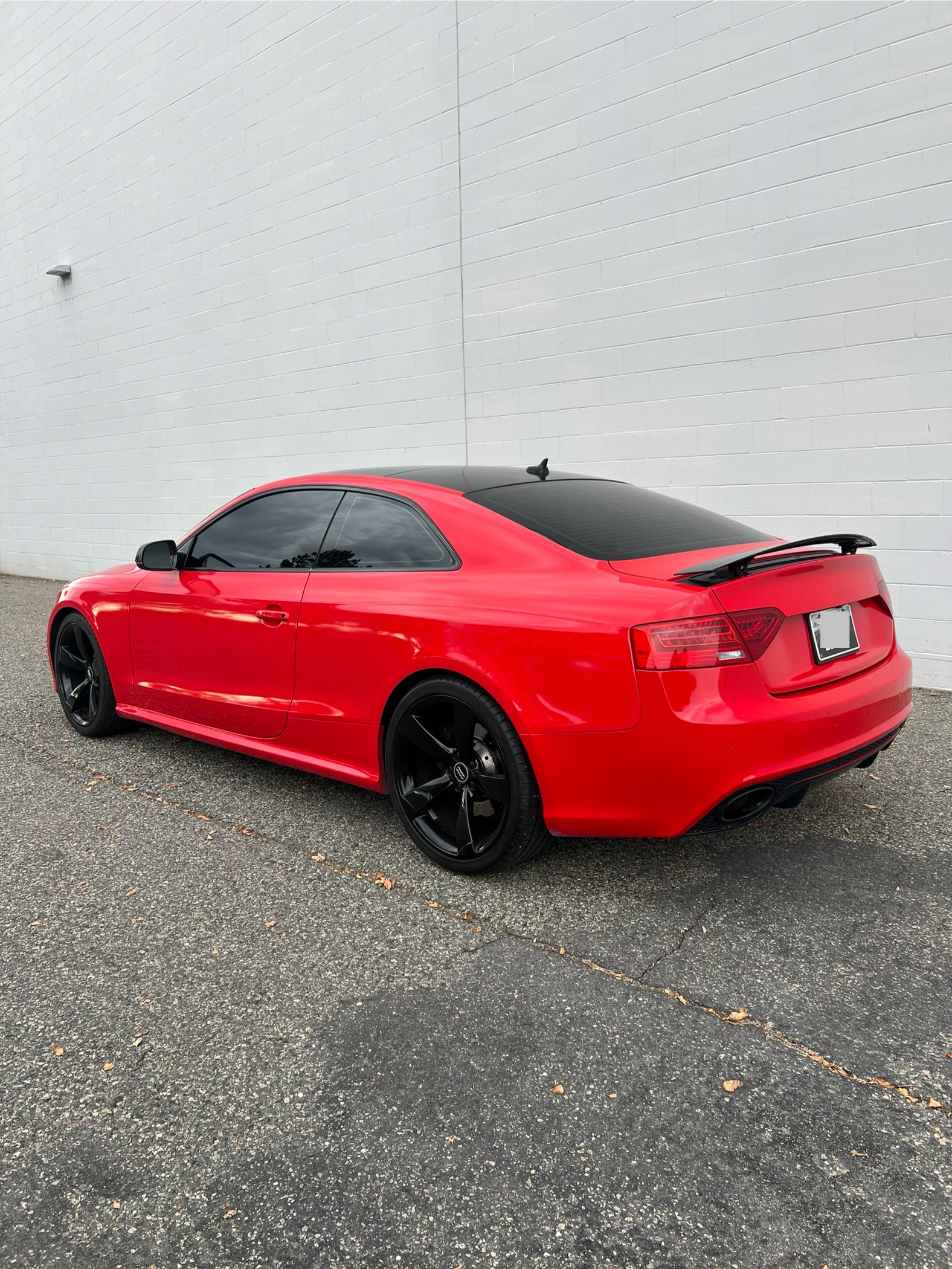 Used 2013 Audi RS 5 Coupe w/ Audi MMI Navigation Plus Pkg AWD/4WD image 4