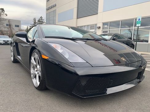 Used 2008 Lamborghini Gallardo Spyder AWD/4WD image 2