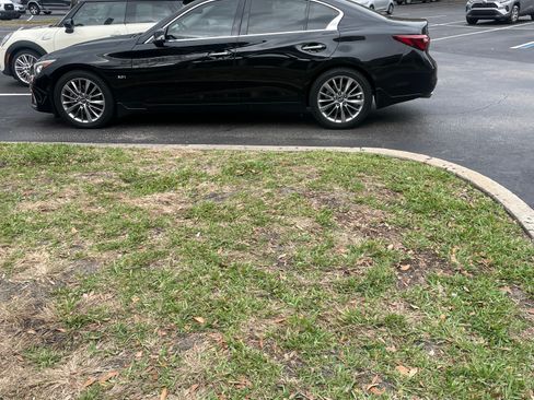 Used 2019 INFINITI Q50 Luxe w/ Essential Package (3.0T Luxe) image 11