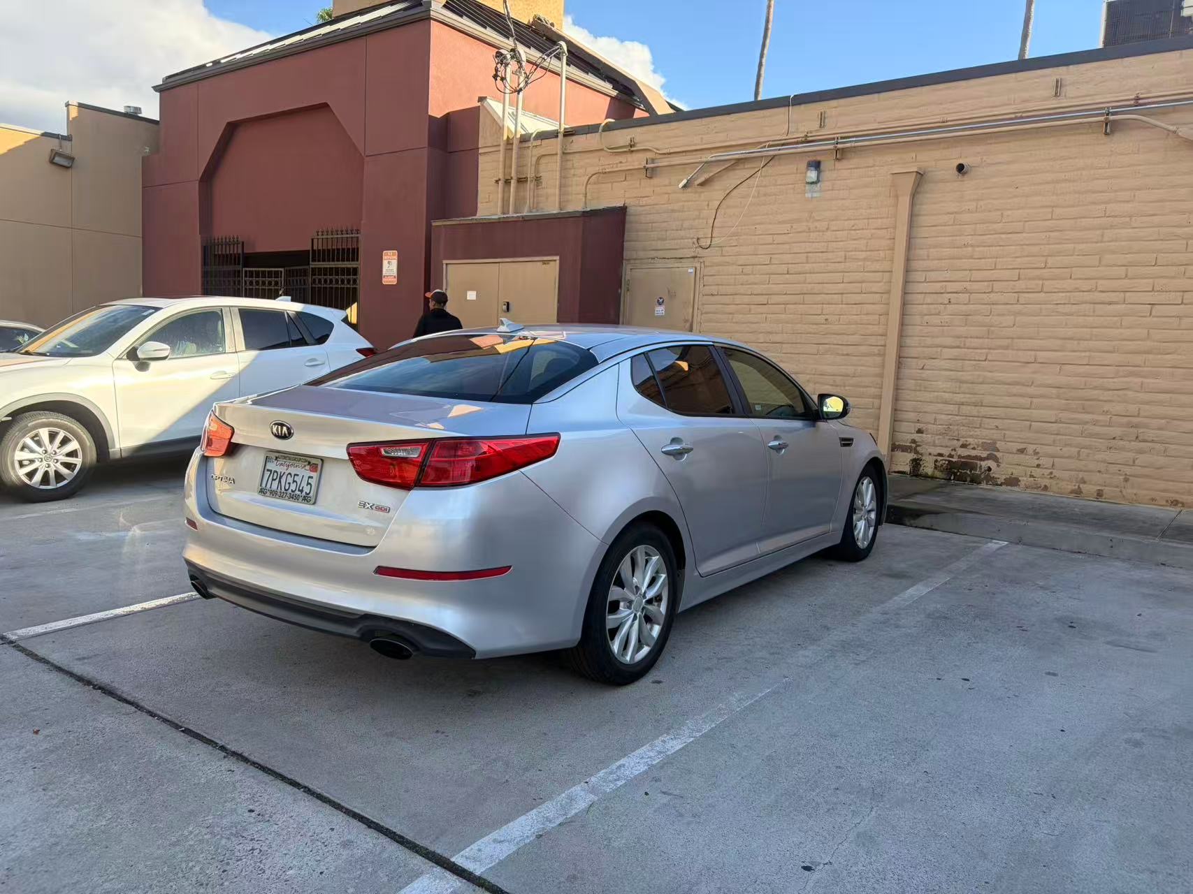 Used 2015 Kia Optima EX FWD image 3