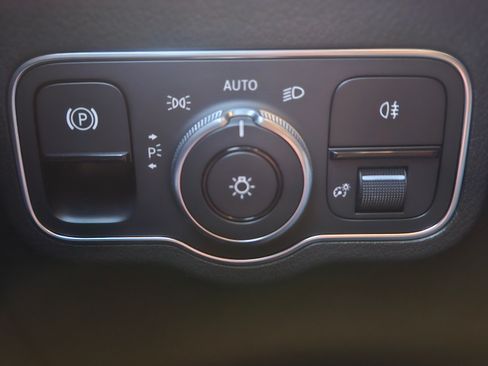 Used 2021 Mercedes-Benz GLA 45 AMG 4MATIC image 16