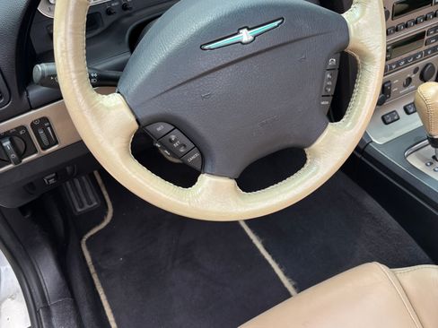 Used 2005 Ford Thunderbird RWD image 14