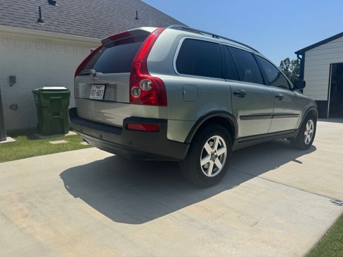Used 2004 Volvo XC90 2.5T AWD/4WD image 4