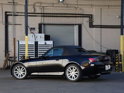 Used 2002 Honda S2000 image 5