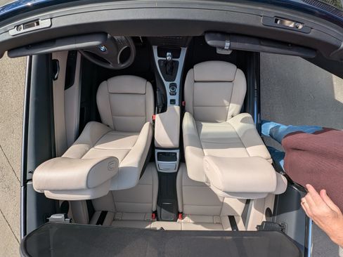 Used 2011 BMW 335i 335i Convertible 2D image 19