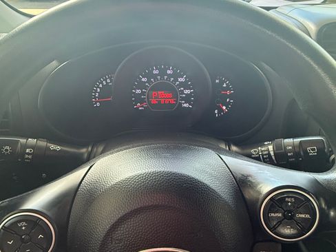 Used 2018 Kia Soul FWD image 9