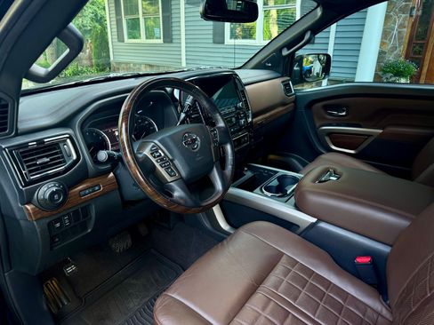 Used 2021 Nissan Titan Platinum Reserve w/ Off Road Protection Package AWD/4WD image 25