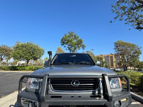 Used 2002 Lexus LX 470 4WD image 8