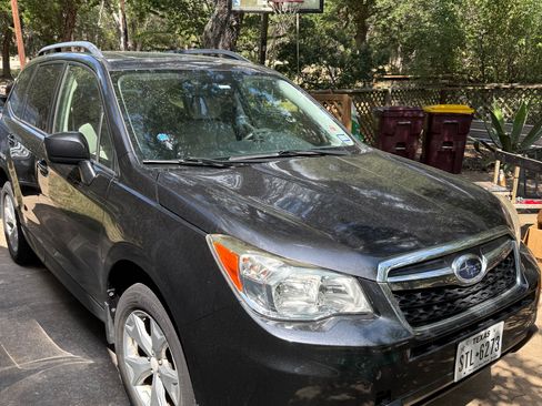 Used 2016 Subaru Forester 2.5i Premium AWD/4WD image 5